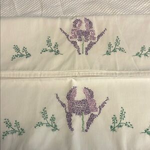 Embroidered pillowcases